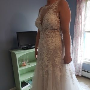 Wedding dress